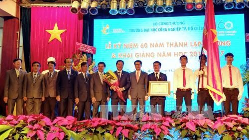Deputy PM attends ceremony for 60th anniversary of Ho Chi Minh University of Industry - ảnh 1